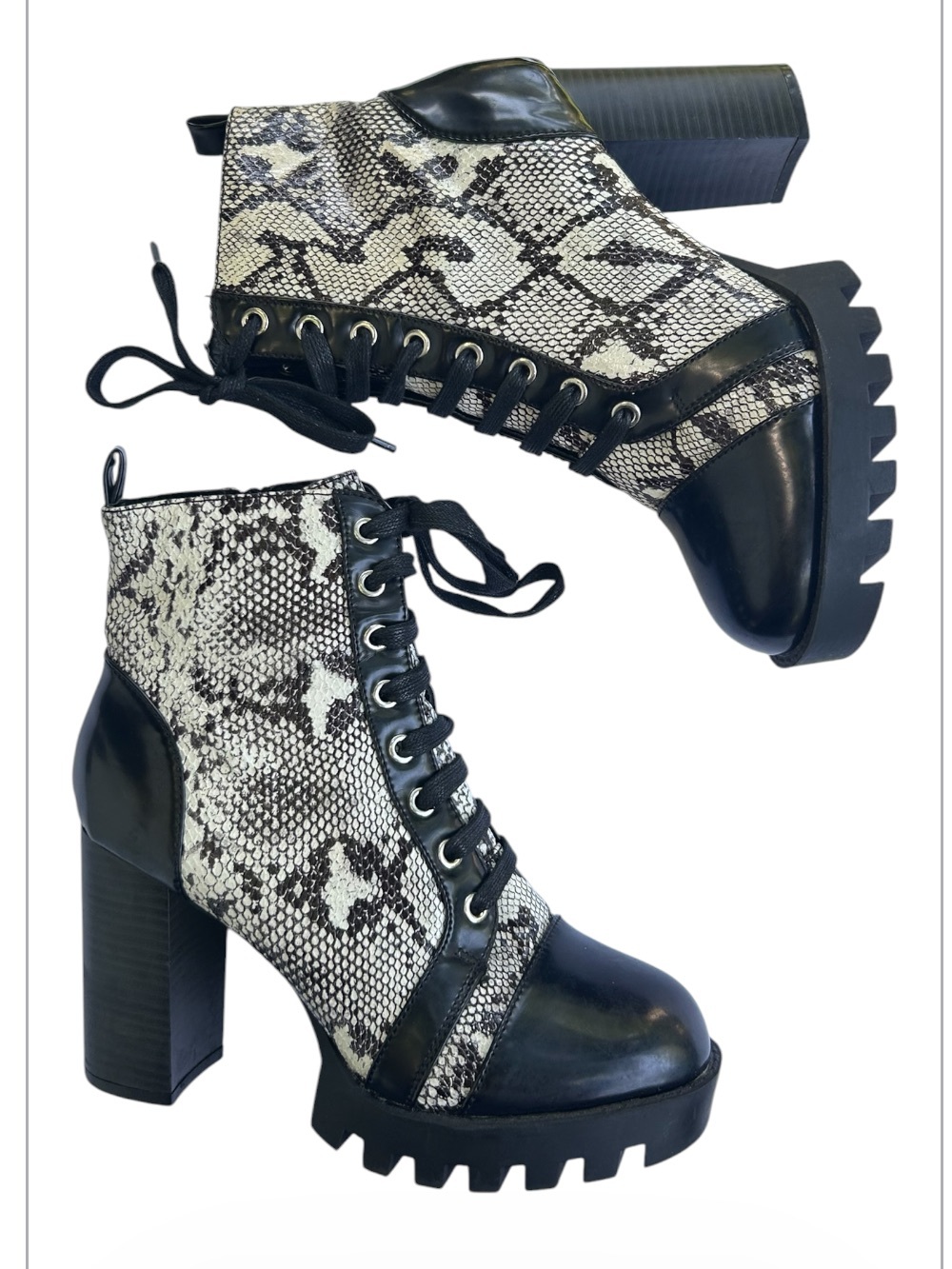 Wild Diva electric python heeled boots chunky block heel lace-up front - Picture 3 of 9